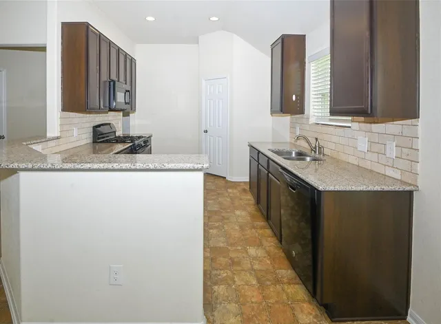 $2,075 | 14910 Hope Hills Lane, Cypress, TX 77429