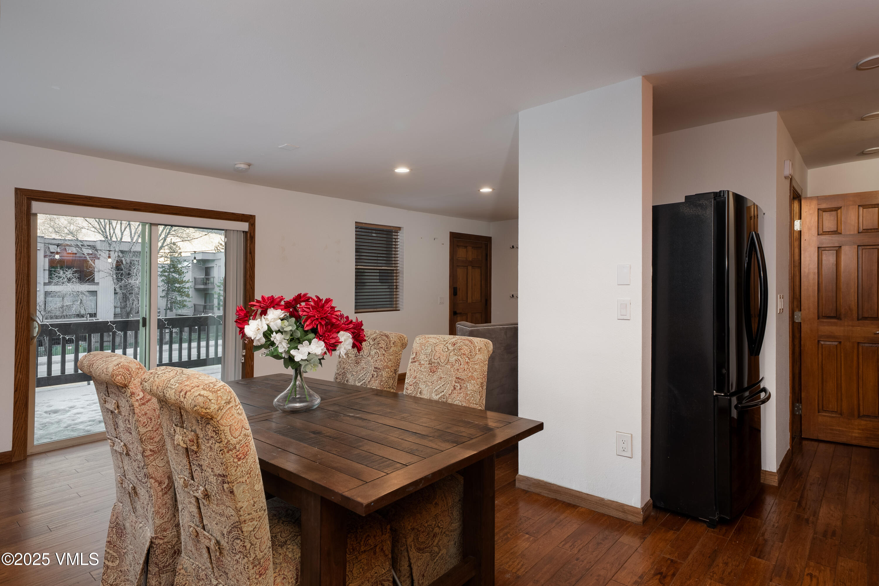 16 Eagle-Vail Road, Unit A1 Avon, CO 81620 - Photo 9 of 46 Dining