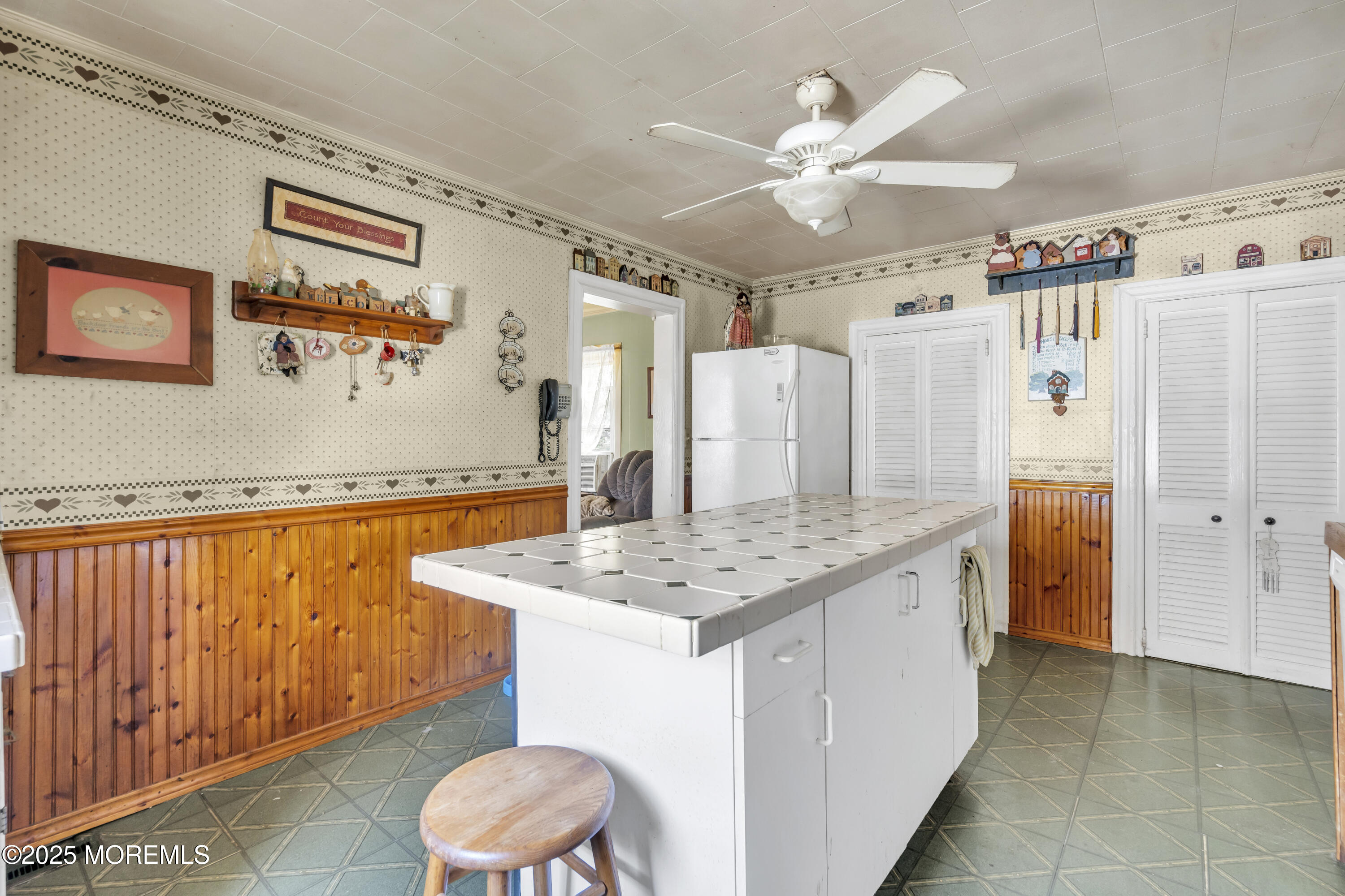 569 Winter Street Long Branch, NJ 07740 - Photo 15 of 32 018_dsc06332_782