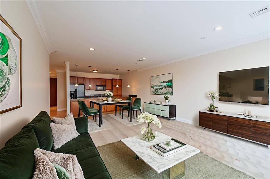 5859 Beacon Street, Unit 2003 Pittsburgh, PA 15217 - Photo 16 of 42 Virtually Staged