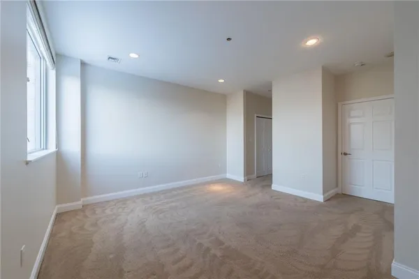 $705,000 | 5859 Beacon Street, Unit 2003, Pittsburgh, PA 15217