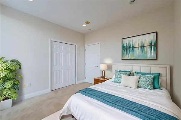$705,000 | 5859 Beacon Street, Unit 2003, Pittsburgh, PA 15217