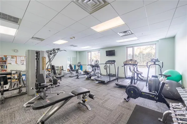 $705,000 | 5859 Beacon Street, Unit 2003, Pittsburgh, PA 15217