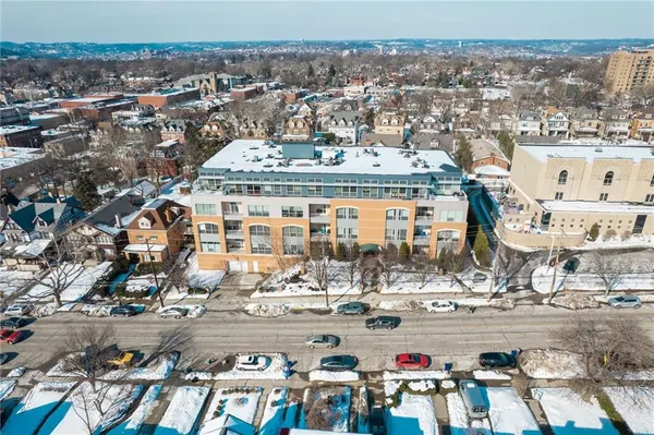 $705,000 | 5859 Beacon Street, Unit 2003, Pittsburgh, PA 15217