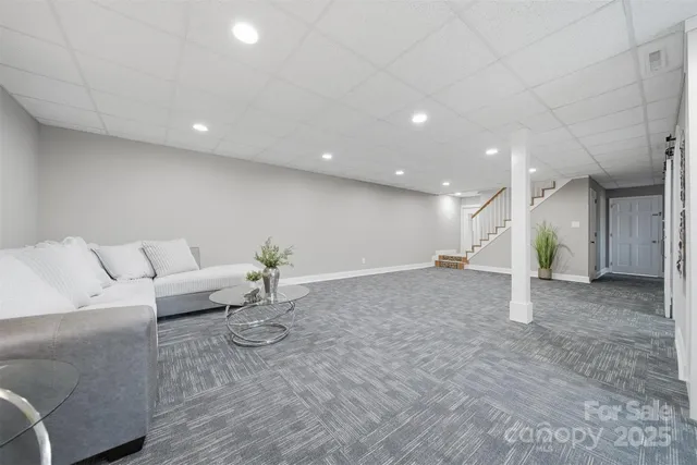 $450,000 | 315 Skyline Road, Hickory, NC 28601