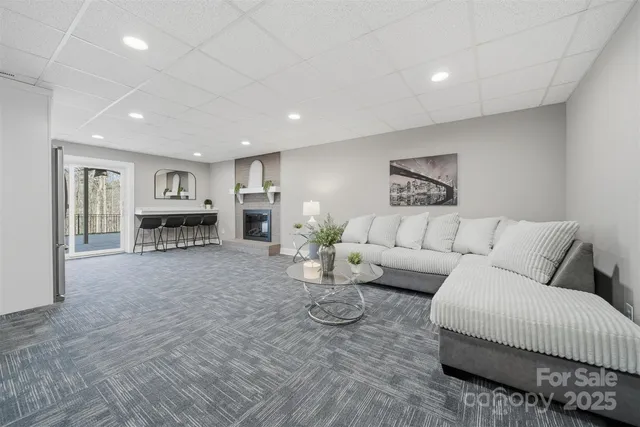 $450,000 | 315 Skyline Road, Hickory, NC 28601