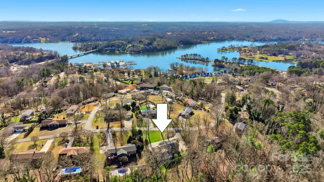 $450,000 | 315 Skyline Road, Hickory, NC 28601