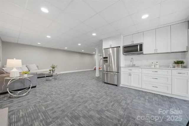 $450,000 | 315 Skyline Road, Hickory, NC 28601