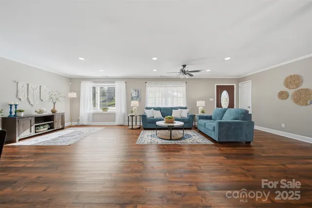 $450,000 | 315 Skyline Road, Hickory, NC 28601