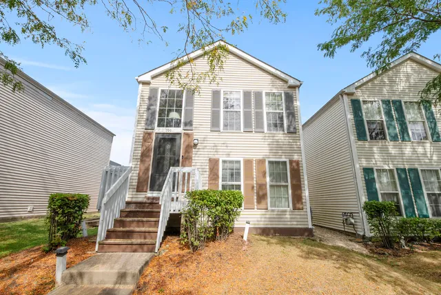 $219,900 | 799 Symphony Drive, Aurora, IL 60504