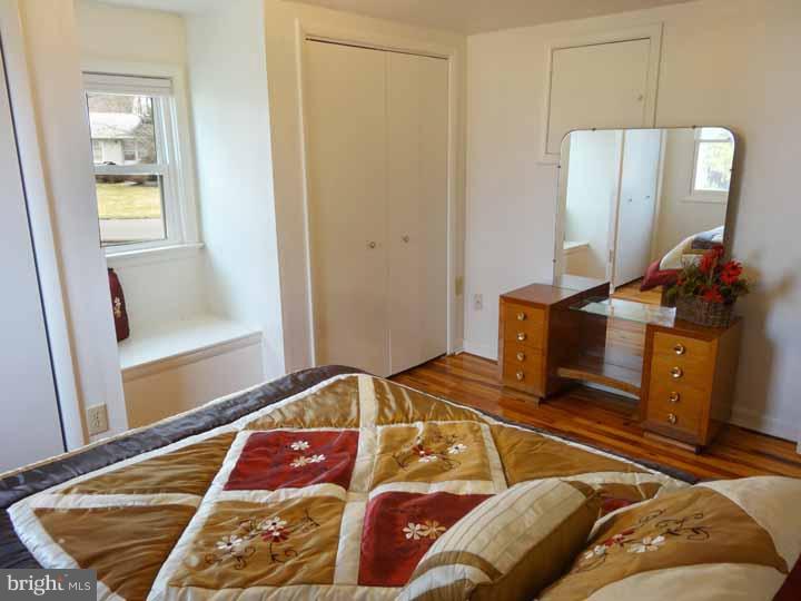 121 Midland Road Newtown, PA 18940 - Photo 13 of 24 Bedroom 2