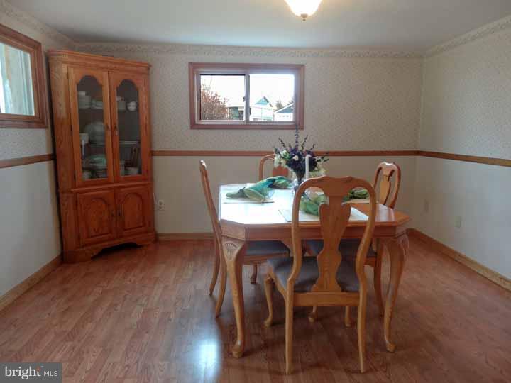 121 Midland Road Newtown, PA 18940 - Photo 18 of 24 Dining Room
