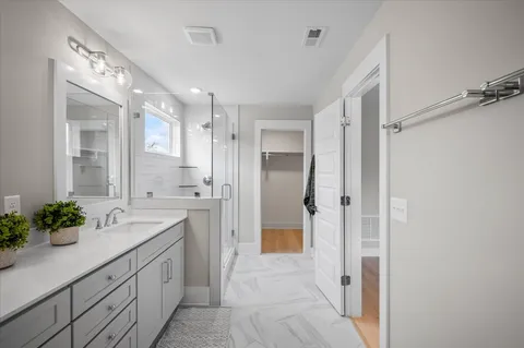 $589,900 | 3045 A Hillside Road, Nashville, TN 37207
