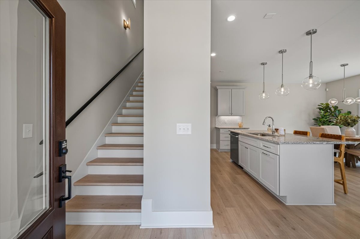 3045 A Hillside Road Nashville, TN 37207 - Photo 3 of 37 a kitchen with cabinets a sink and appliances