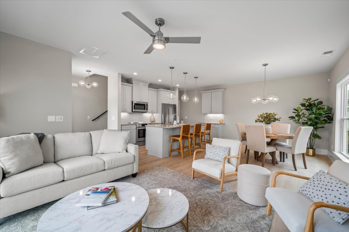 3045 A Hillside Road Nashville, TN 37207 - Photo 4 of 37
