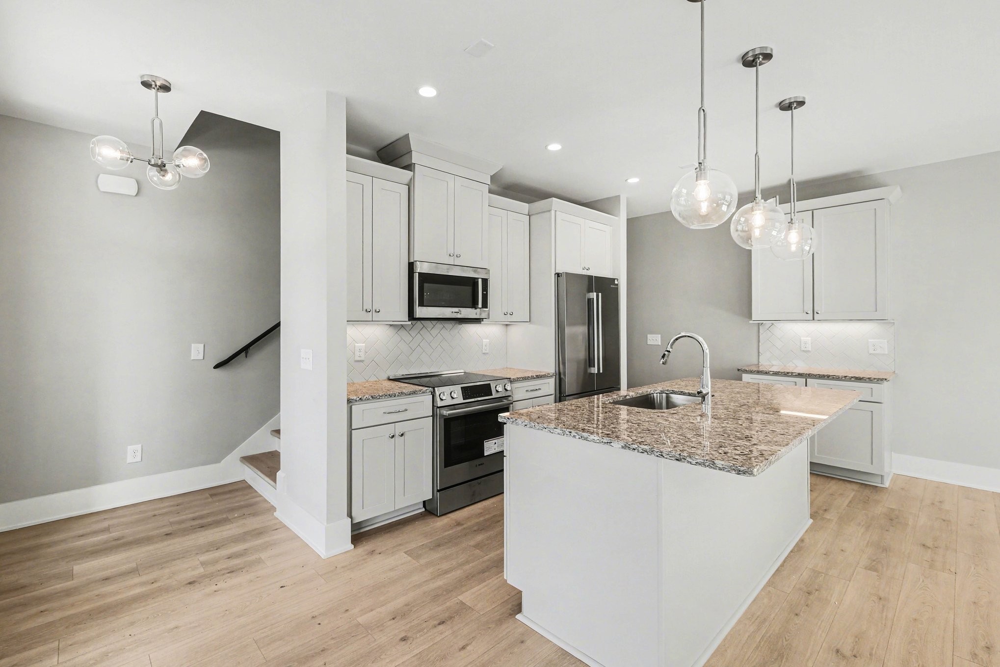 3045 A Hillside Road Nashville, TN 37207 - Photo 8 of 34