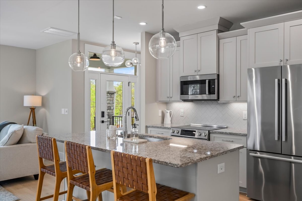 3045 A Hillside Road Nashville, TN 37207 - Photo 9 of 37
