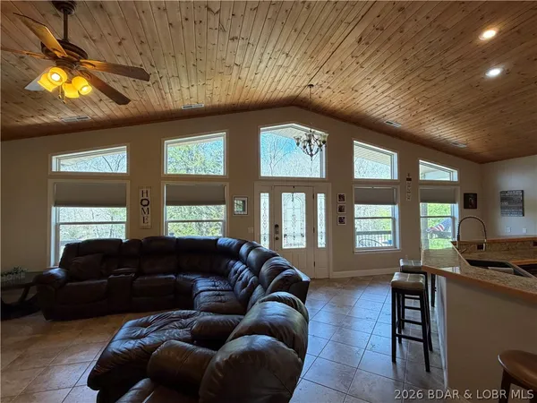$845,000 | 184 State Park Road, Brumley, MO 65017