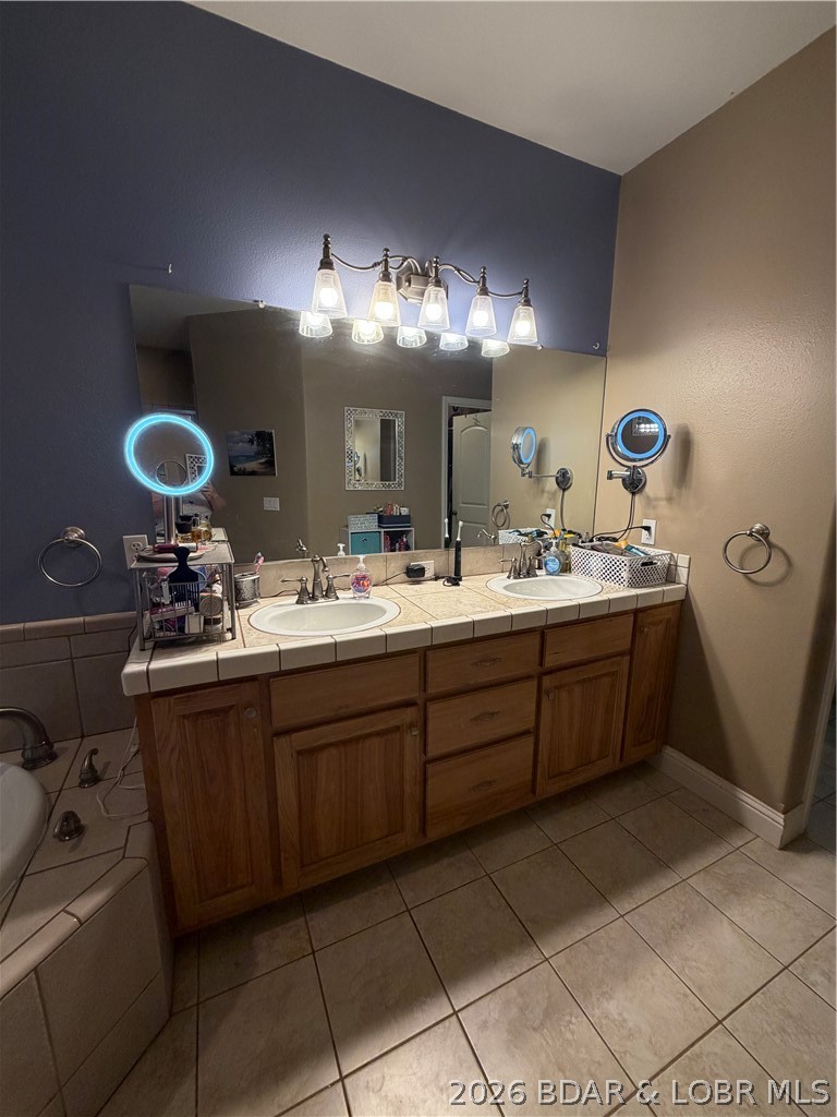 184 State Park Road Brumley, MO 65017 - Photo 29 of 99 Double Vanity in Primary Suite