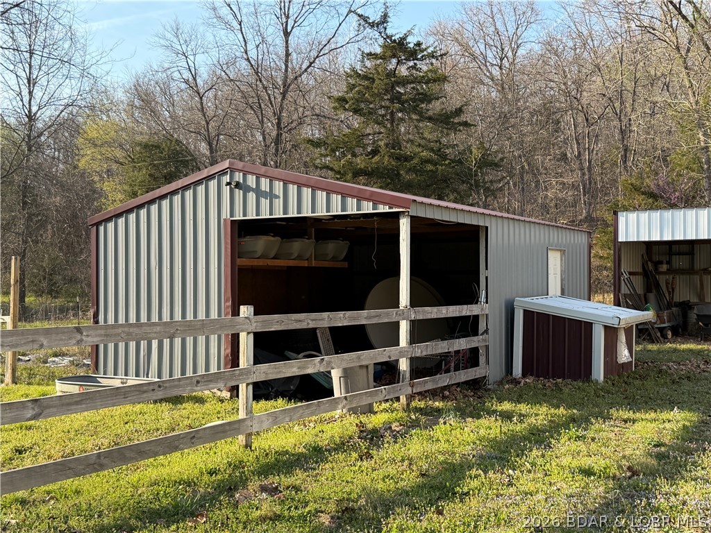 184 State Park Road Brumley, MO 65017 - Photo 67 of 99 Barn
