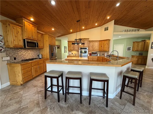$825,000 | 184 State Park Road, Brumley, MO 65017