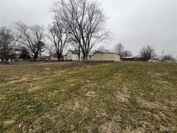 $164,500 | 205 Ruby Street, Paris, MO 65275