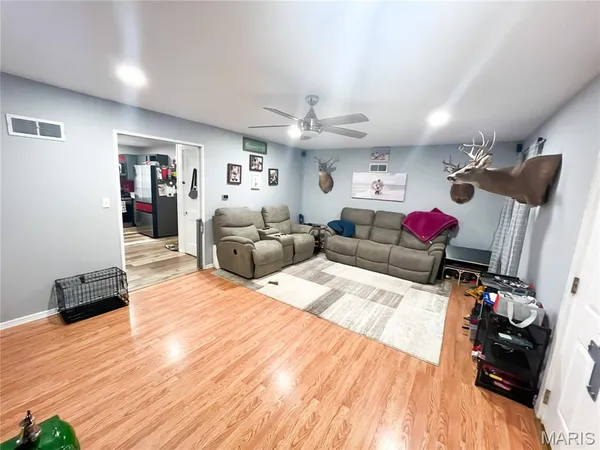 $164,500 | 205 Ruby Street, Paris, MO 65275