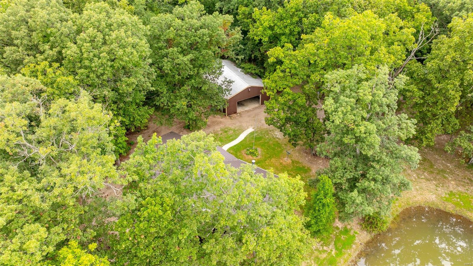 1812 Reno Road Sorento, IL 62086 - Photo 12 of 90 Gallery Image 12