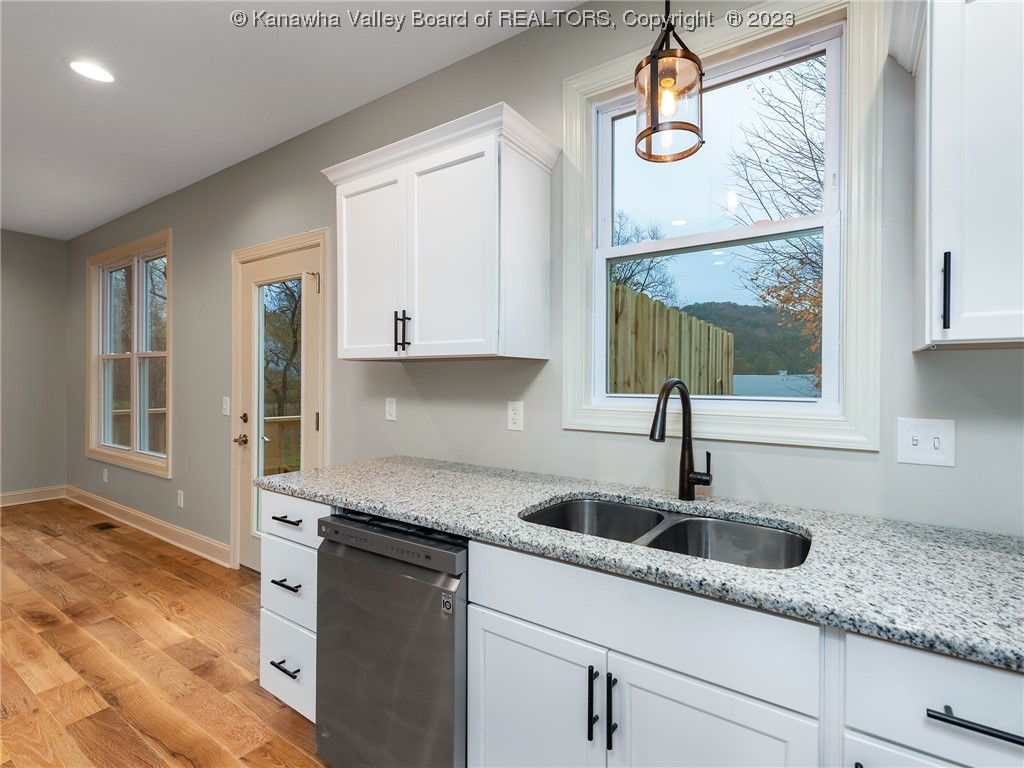 75 Residence Drive Winfield, WV 25213 - Photo 5 of 14 Gallery Image 5
