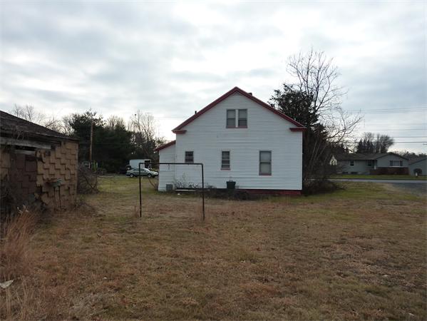 1250 Burnett Road Chicopee, MA 01020 - Photo 5 of 5 Gallery Image 5