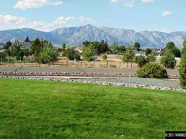1062 Log Cabin Road Gardnerville, NV 89410 - Photo 4 of 13 Photo 4