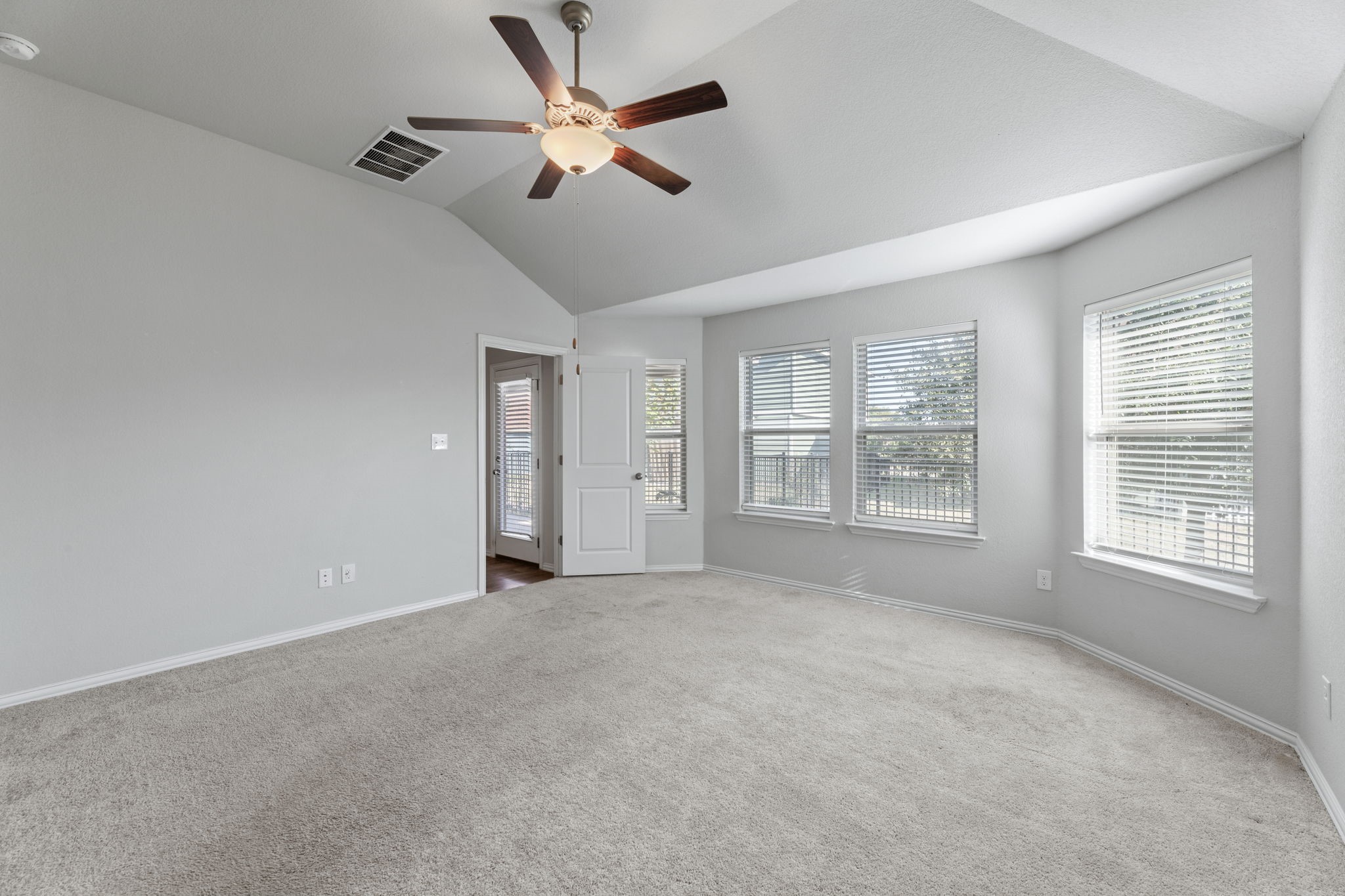 143 Alexander Kyle, TX 78640 - Photo 19 of 34