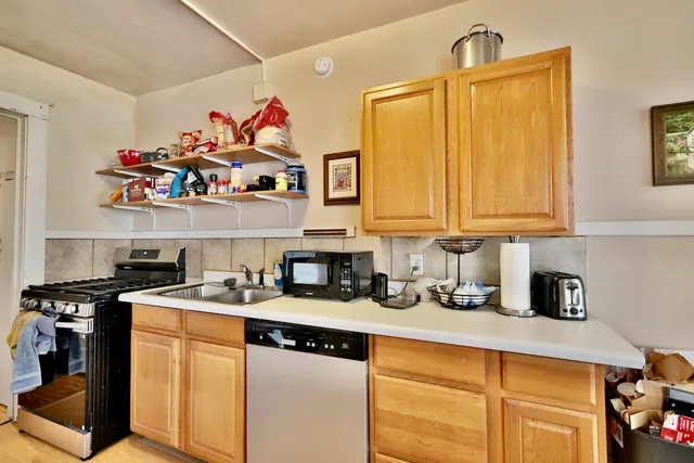 $1,200,000 | 450-452 West Doty Street, Madison, WI 53703