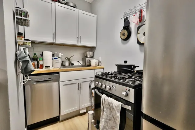 $1,200,000 | 450-452 West Doty Street, Madison, WI 53703