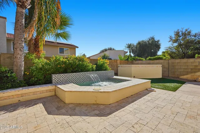 $5,500 | 11415 North 44th Street, Phoenix, AZ 85028