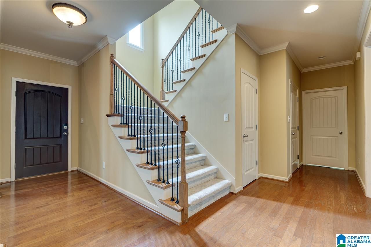 5253 Creekside Loop Birmingham, AL 35244 - Photo 2 of 31
