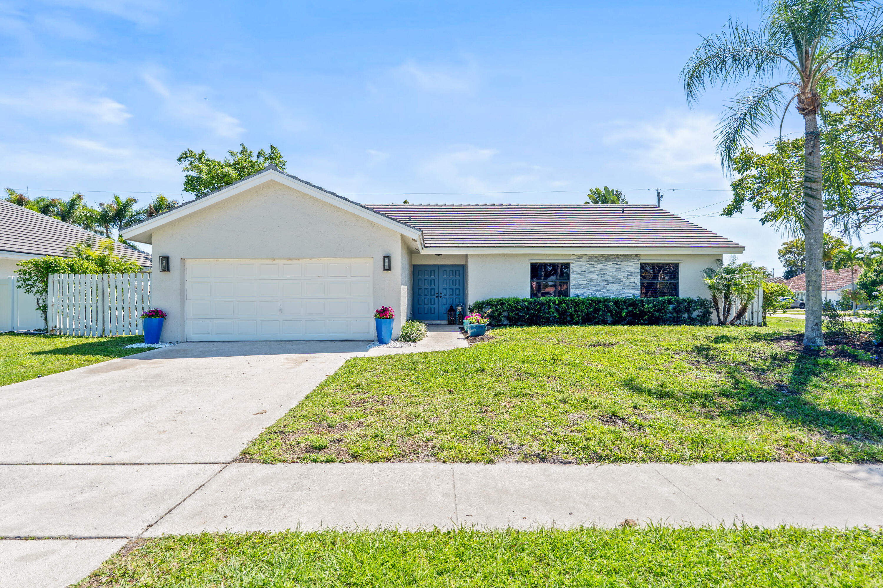 454 Prairie Rose Lane Boca Raton, FL 33487 - Photo 1 of 28 DSC01373