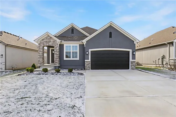 $525,000 | 15449 West 173rd Street, Olathe, KS 66062