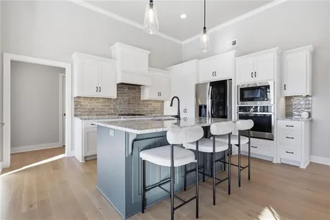 $525,000 | 15449 West 173rd Street, Olathe, KS 66062