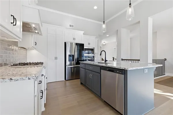 $525,000 | 15449 West 173rd Street, Olathe, KS 66062