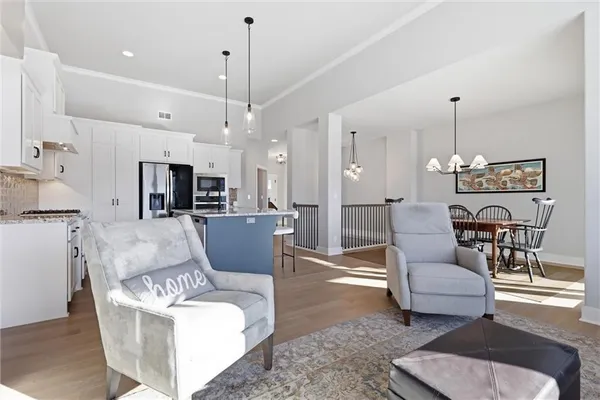 $525,000 | 15449 West 173rd Street, Olathe, KS 66062