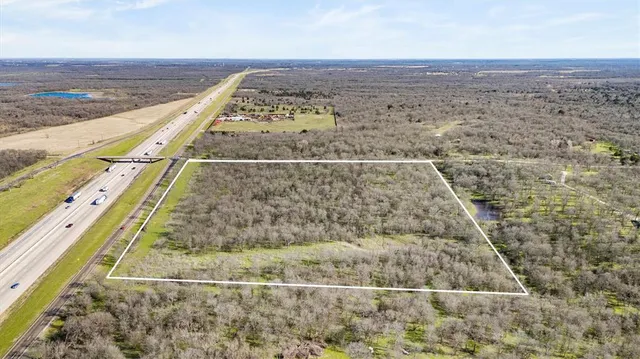 $350,000 | 0 I-45 Service Road, Richland, TX 76681