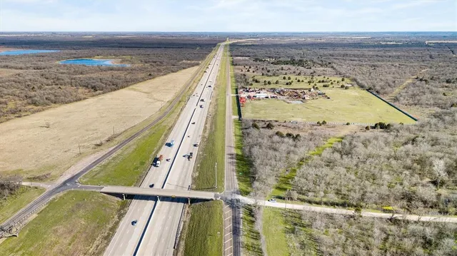 $350,000 | 0 I-45 Service Road, Richland, TX 76681