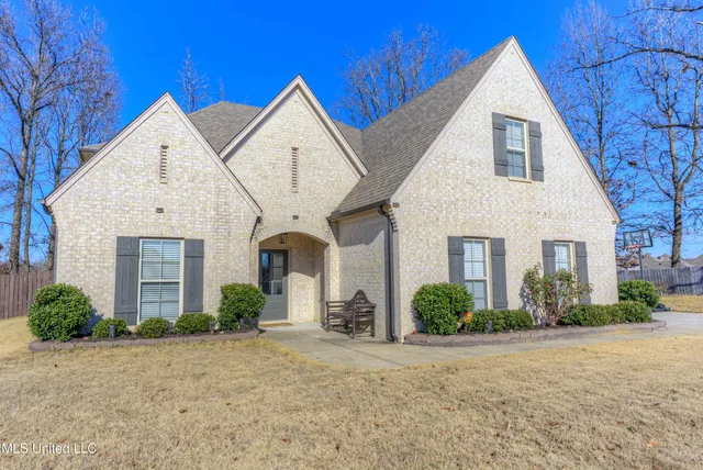 $429,000 | 770 Bouldercrest Drive, Southaven, MS 38672