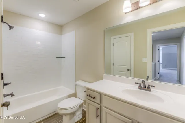 $429,000 | 770 Bouldercrest Drive, Southaven, MS 38672