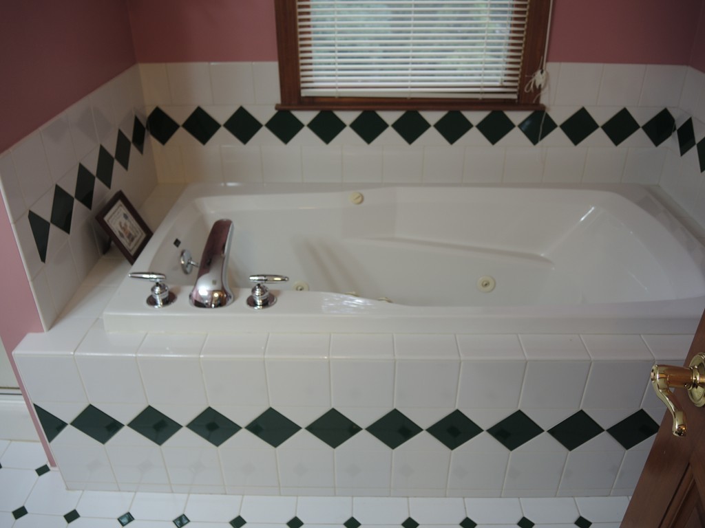 114 Richdale Road Needham, MA 02494 - Photo 16 of 25
