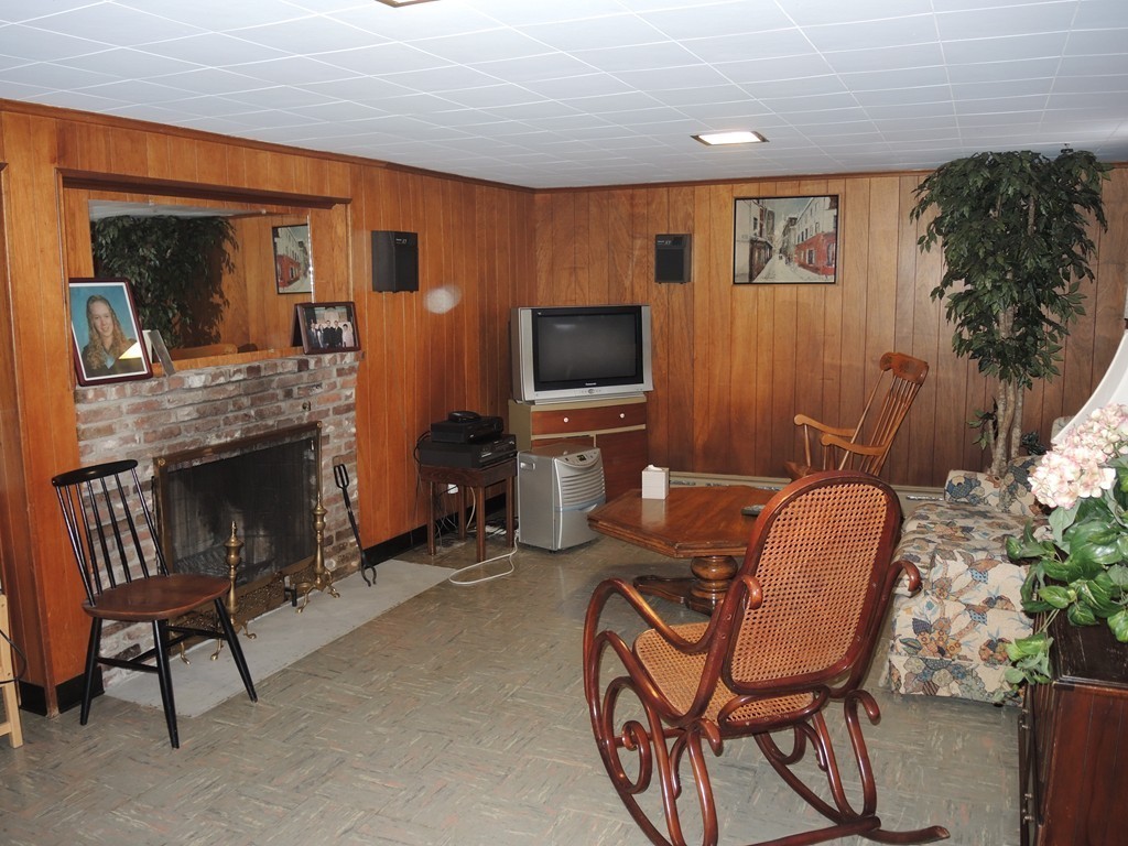 114 Richdale Road Needham, MA 02494 - Photo 18 of 25