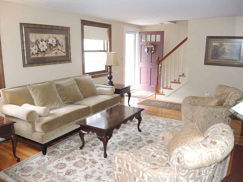 114 Richdale Road Needham, MA 02494 - Photo 3 of 25