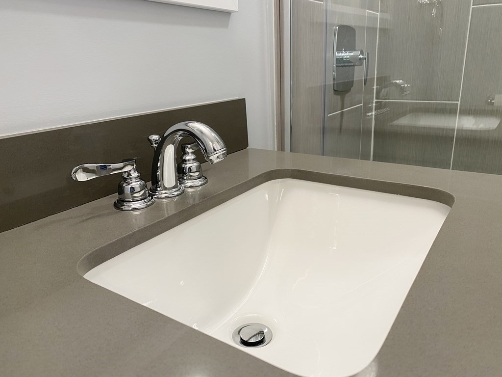 62 Jacqueline Road, Unit 6 Waltham, MA 02452 - Photo 15 of 20 Gallery Image 15