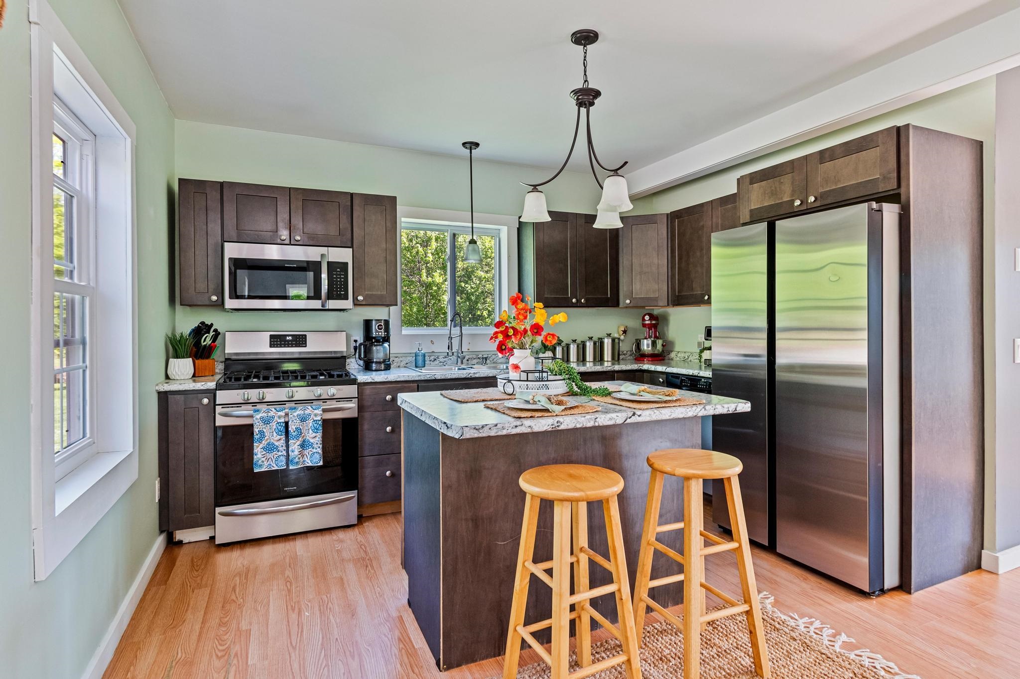 559 Valley View Drive Eden, VT 05653 - Photo 5 of 55